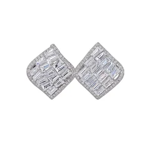Boucles d'oreilles carrées vintage avec zircons baguettes en finition argent
