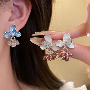 Sweet Enamel Flower Stud Earrings With Silver Earring Post Copper Rhinestone Artificial Pearl Korean Style Women Fashion Jewelry