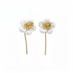 Elegant 18k gold-plated mother of pearl flower ear hook earrings with a vintage sweet style