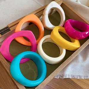 Niche Design Resin Geometric Irregular Bracelet Fashion Thick Polished Colorful Bangle For Women Commute Daily Jewelry