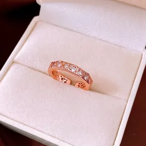 Elegant vintage rose gold rhombus ring featuring full zircon accents for a luxury fashion look
