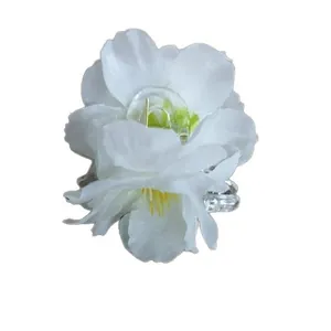 Élégante grande pince à cheveux fleur en tissu blanc, pince requin stylée pour femmes