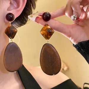 Vintage Maillard Wood Resin Drop Earrings With 925 Sterling Silver Earring Post Geometric Oval Dangle Earrings For Women