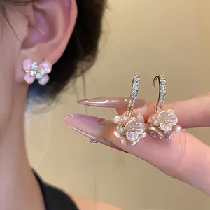 Vintage Pink Drip Oil Heart Butterfly Flower Artificial Pearl Stud Earrings For Women Rhinestone Alloy Jewelry With Silver Earring Post
