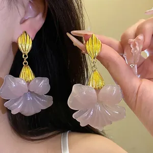 Vintage Resin Flower Drop Earrings With Silver Earring Post French Style Gold Shell Texture Pink Floral Earrings For Women Fashion Jewelry