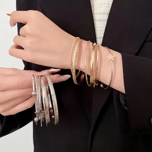 Set di Bracciali a Polsino Aperto in Lega Vintage con Stella Oro Argento Placcato Gioielli Moda Geometrici per Donna