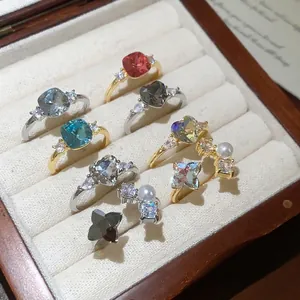 Vintage luxury open rings with geometric zircon and pearl details in display box