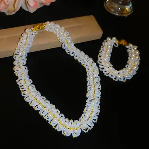 Exquisite woven pearl jewelry set with necklace and bracelet in vintage French style