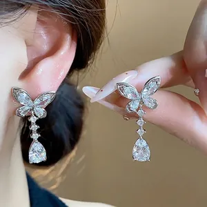 Elegante Schmetterling Wassertropfen Ohrstecker Mit 925 Sterlingsilber Ohrstecker-Stift Kupfer Zirkonia Leichter Luxus Damen Schmuck