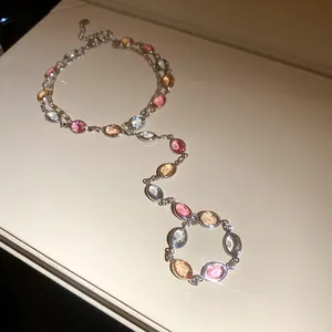 Elegante bracciale vintage a doppio strato in resina con perle ovali colorate stile lusso