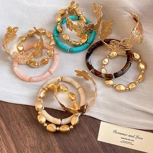 Elegant Hollow Flower Bangle Gold Plated Metal Resin Bead Bracelet Set For Women Fashion Jewelry Party Wedding Accessory