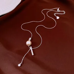 Copper Zirconia Pleated Round Pendant Necklace Artificial Pearl Clavicle Chain Elegant Niche Design Jewelry For Women Gift