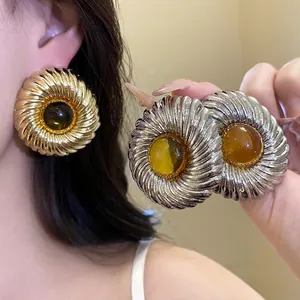 Vintage Round Metallic Texture Stud Earrings With 925 Sterling Silver Earring Post Amber Resin Alloy Earrings For Women Jewelry Gift