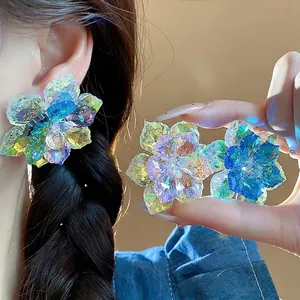 Boucles d'oreilles fleurs en verre facetté irisé pour femmes style vacances doux