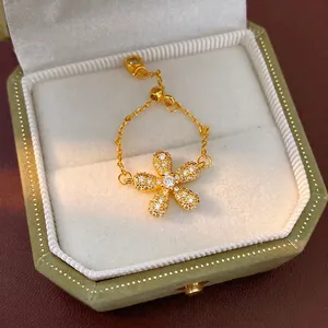 Women's Fashion Dopamine Copper Pave Zirconia Flower Ring Light Luxury Fashion Commuting Adjustable Chain Finger Ring Hand Jewelry