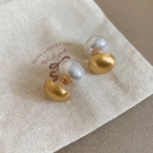 Circular brushed gold pearl stud earrings with a dual-wear luxury design for women