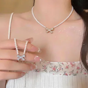 18K Gold Plated Bowknot Artificial Pearl Pendant Necklace Light Luxury Rhinestone Clavicle Chain Fashion Jewelry For Women