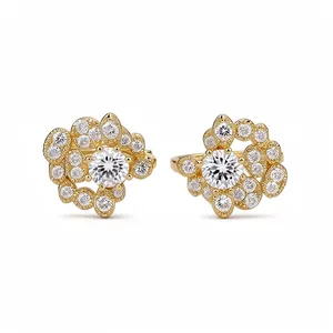 Eleganti orecchini a clip placcati oro 18 carati con grappoli di zirconi tondi brillanti