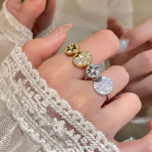 Elegant eight-pointed star zircon ring with circular pave design for women stylish gift