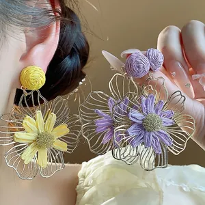 Lussuosi Orecchini a Bottone in Metallo e Rafia a Forma di Fiore Per Donna Con Perno in Argento Sterling 925 Stile Vacanza Gioielli Floreali