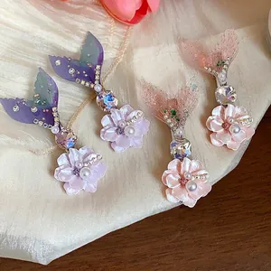 Eleganti fermagli per capelli con fiori in resina e coda di sirena, perle e strass