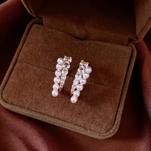 Elegantes pendientes de plata S925 con perlas y circonitas para mujer en estuche de regalo