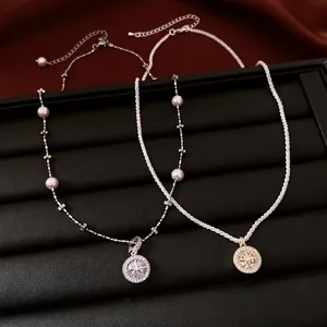 Vintage Zirconia Starburst Pendant Necklace For Women Copper Round Compass Choker Elegant Artificial Pearl Chain Jewelry