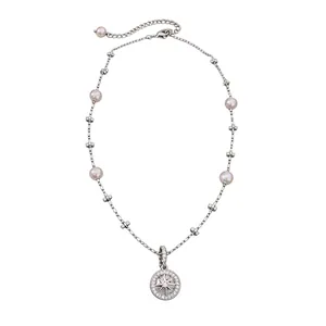 Elegant vintage silver necklace with pearls and a shimmering zircon star-shaped pendant