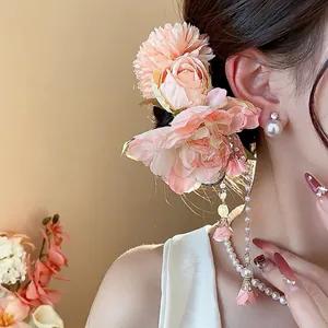 Pince à Cheveux Fleur en Tissu Rose Avec Gland de Perle Artificielle Style Vacances Doux Pince Bec de Canard Fait Main