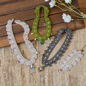 Ensemble exquis de colliers et bracelets artisanaux en perles d'acier inoxydable multicolores
