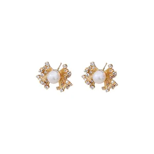 Vintage fan-shaped pearl stud earrings with zircon inlay for an elegant luxury look