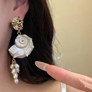 Elegant vintage shell conch pearl tassel earrings with French style design for women