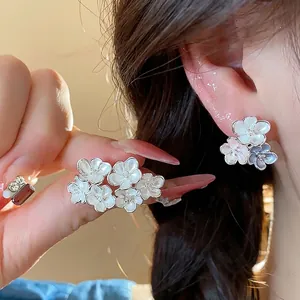 Elegant Enamel Flower Stud Earrings With 925 Sterling Silver Earring Post Copper Floral Earrings For Women Fashion Jewelry