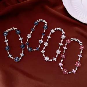 Light Luxury Copper Zirconia Floral Cross Spliced Bracelet Exquisite High-end Clasp Hand Bangle Jewelry For Women
