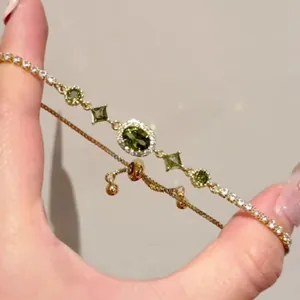 Bracciale in Zirconia Ovale Verde Placcato Oro 18K Elegante Design di Nicchia Regolabile Bracciale a Catena per Regalo Gioielli Donna