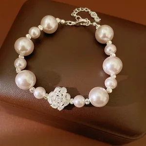 Women Artificial Pearl Beaded Bracelet With Zirconia Flower Pendant Silver Plated Adjustable Fashion Niche Jewelry Gift