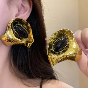 Boucles d'Oreilles Clous Ovales en Alliage Résine Vintage Avec Tige en Argent Or Martelé Géométrique Grandes Boucles pour Femme