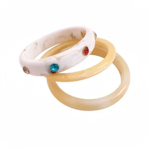 Set van drie retro marmeren hars armbanden met kleurrijke strass accenten voor vrouwen