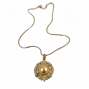 Elegant 18k gold plated necklace with vintage pearl pendant and sparkling zirconia stones