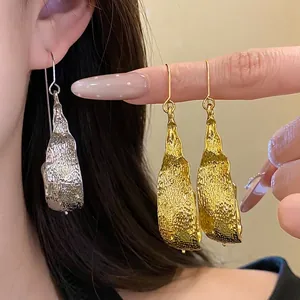 Minimalist Alloy U-Shaped Hammered Drop Earrings For Women Gold Silver Molten Texture Lightweight Fashion Jewelry Gift