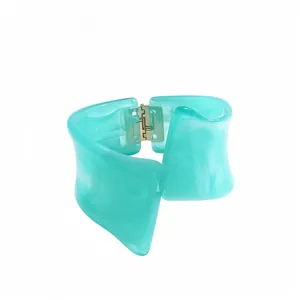 Cyan marble resin irregular geometric twisted bangle for women in dopamine style