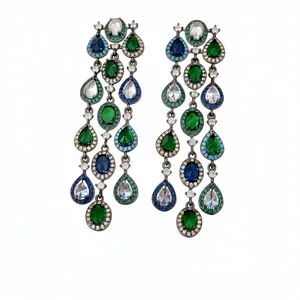 Elegante Vintage-Ohrringe aus Silber mit Quasten aus Smaragd- und Saphir-Zirkonia.