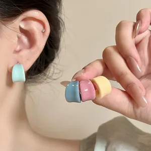 Boucles d'Oreilles Créoles en Forme de U en Cuivre Minimalistes Coréennes Huile d'Émail Géométriques Petites Puces d'Oreilles Pour Femmes Accessoire de Bijouterie Douce Élégante