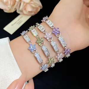 Bracelet en Cuivre Avec Strass Style Coréen Design Floral Élégant Plaqué Argent Chaîne de Main Délicate pour Femmes