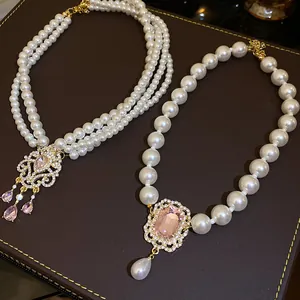 Set di collane di perle multistrato vintage con ciondoli in pietre preziose rosa