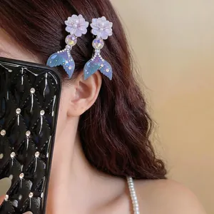 Elegant gradient mermaid tail hair clips with purple flowers and pearls for women