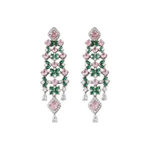 Elégantes boucles d'oreilles en argent doré 18k avec glands floraux en zircon rose.