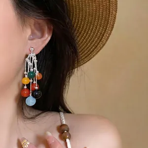 Orecchini vintage in argento con eleganti nappe di perle di agata colorate
