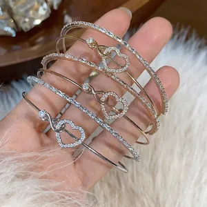 Brazalete Abierto de Doble Capa con Corazón e Infinito de Circonia Estilo Francés de Cobre Ajustable Joyería para Mujer
