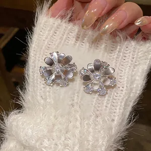 Elegant Korean Style Flower Stud Earrings With 925 Sterling Silver Earring Post Zirconia Inlaid Fashion Jewelry For Women